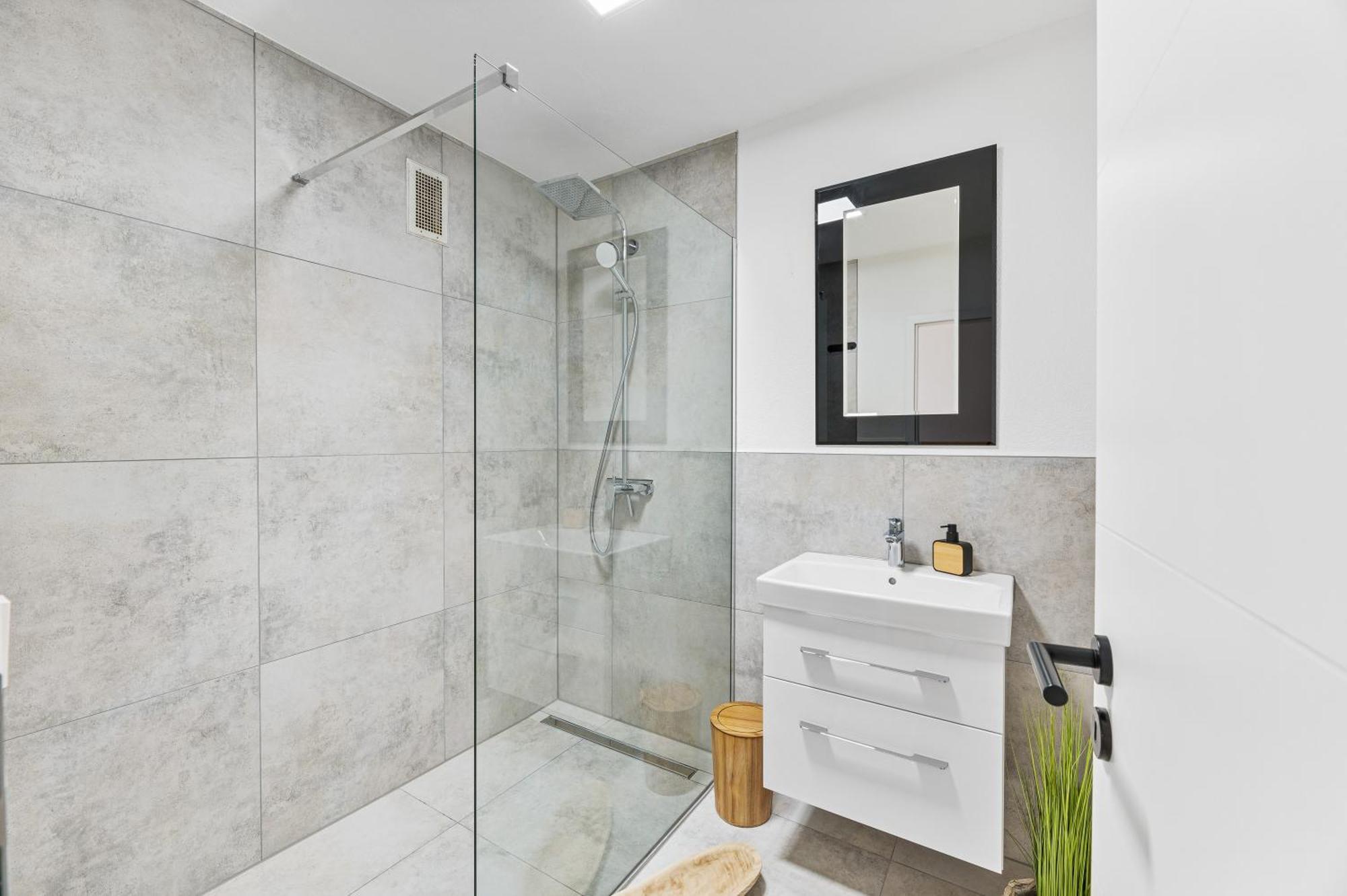 Neu: Stylische Suite Mit Ausblick Sindelfingen Exterior foto